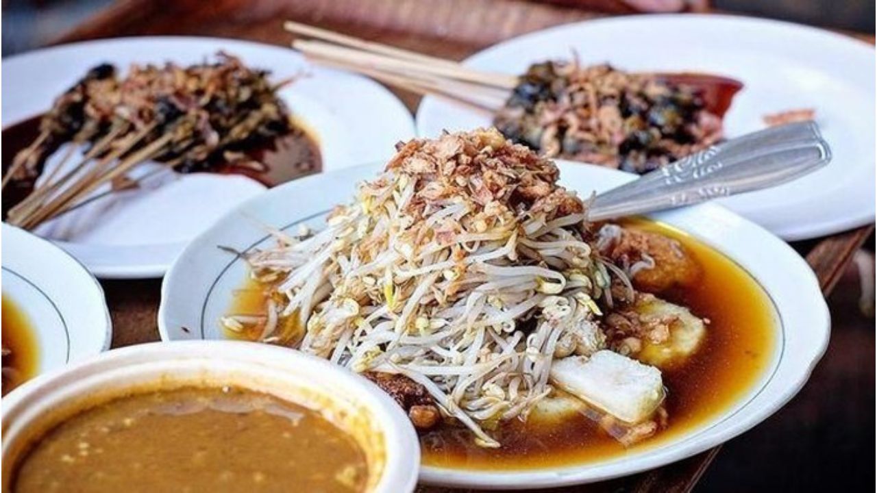 Lontong Balap Khas Surabaya