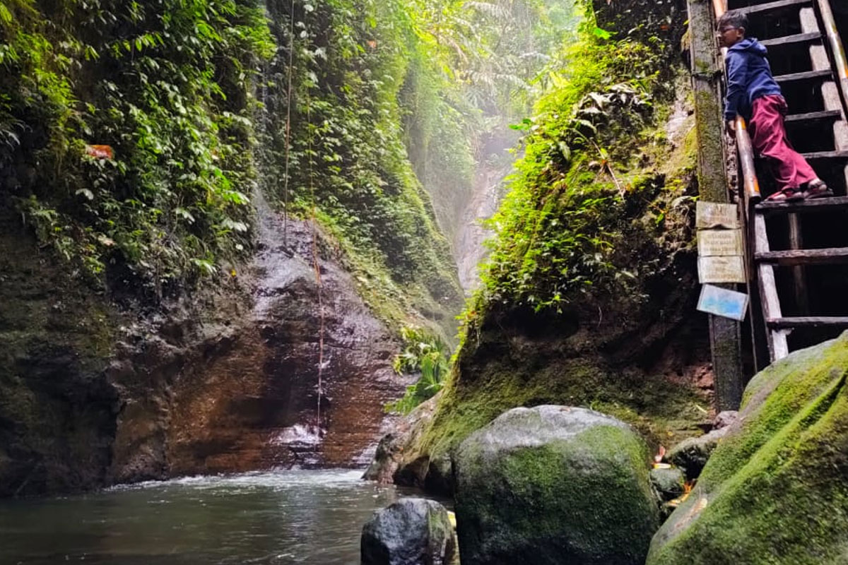 wisata gunung salak