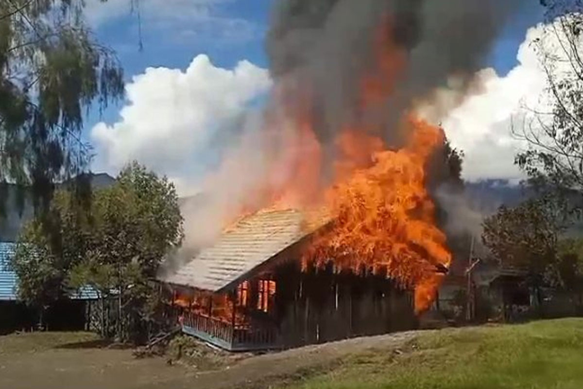 KKB bakar sekolah