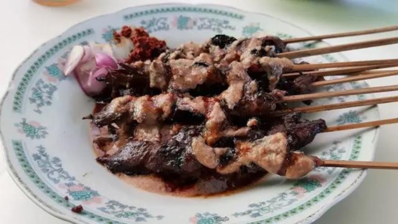 Sate Emprit Mbah Darmo