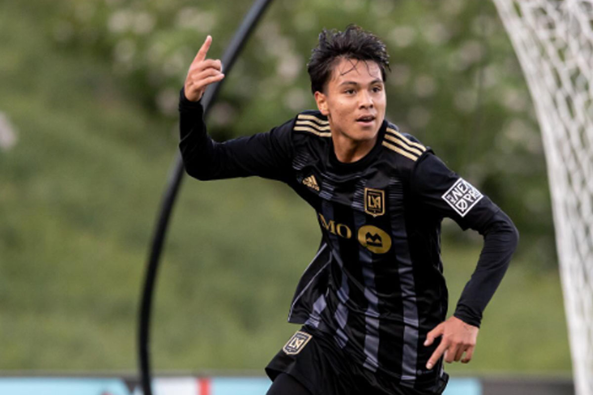 pemain keturunan Adrian Wibowo