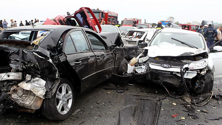 Kecelakaan Beruntun di Tol Purbaleunyi